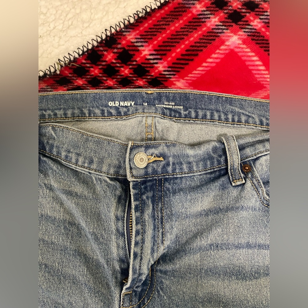 Old navy jeans - Size 12